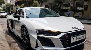 Chiêm ngưỡng siêu xe 20 tỷ Audi R8 V10 2021 xuất hiện trên đường phố Việt Nam